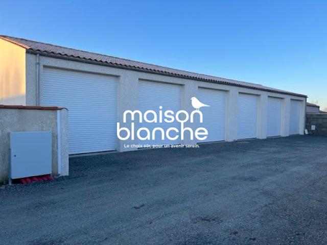 Location Place de parking 30 m2 Aigrefeuille d'Aunis