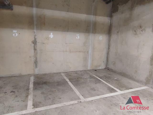 Location Place de parking 3 m2 Marseille 7ème