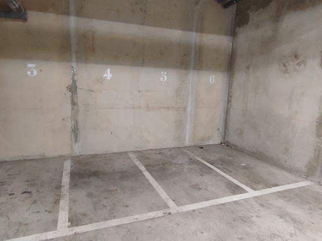 Location Place de parking 3 m2 Marseille 7ème