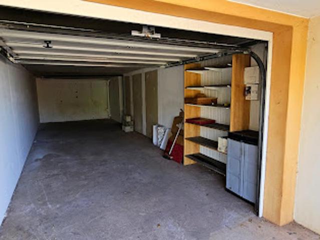 Location Place de parking 41.9 m2 Gonfaron