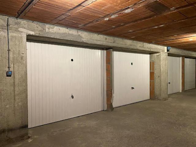 Location Place de parking 8 m2 Toulouse