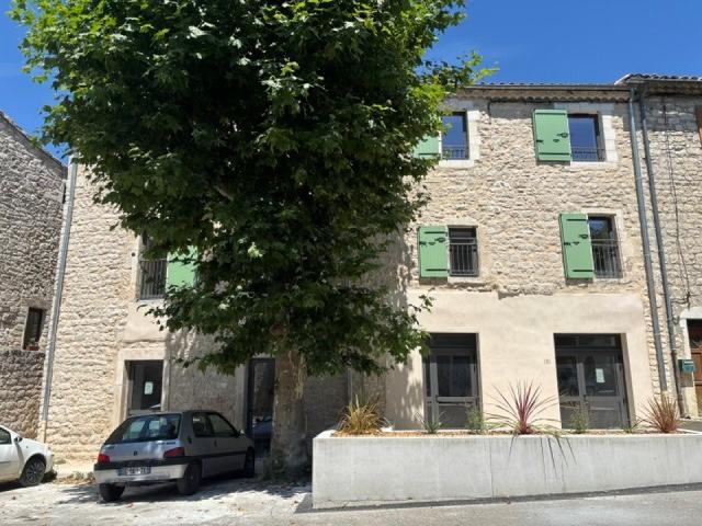 Location SAINT REMEZE | HOUBRON IMMOBILIER