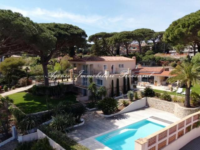 location saisonnière villa 5 Pièce s