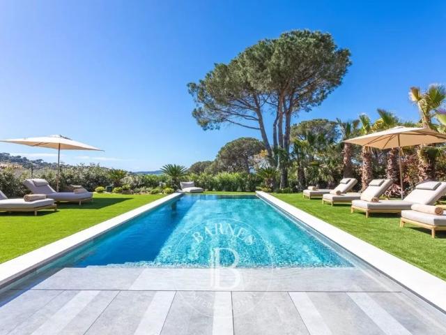LOCATION SAISONNIÈRE SAINTE MAXIME 5 CHAMBRES