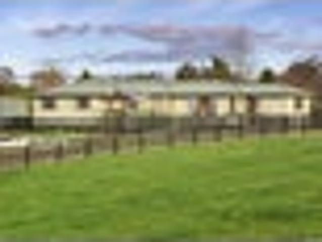 Location, Shedding, Grazing on 18ha