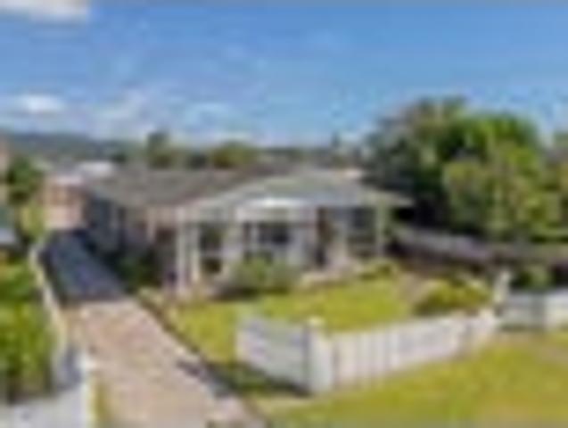 LOCATION, SIZE & FAMILY FRIENDLY!