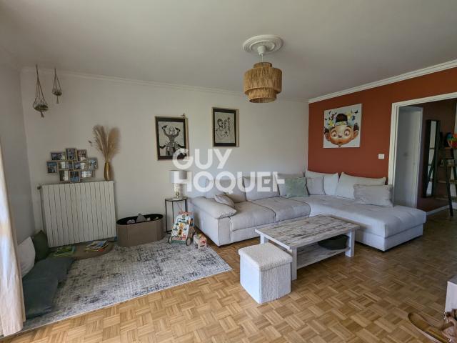 LOCATION SPACIEUX T3 MEUBLE COTE PAVEE TERRASSE PKG