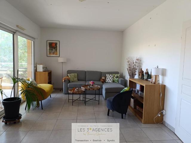 Location SPACIEAUX T3 2 TERRASSES PARKING SOUS SOL | Les 3 Agences