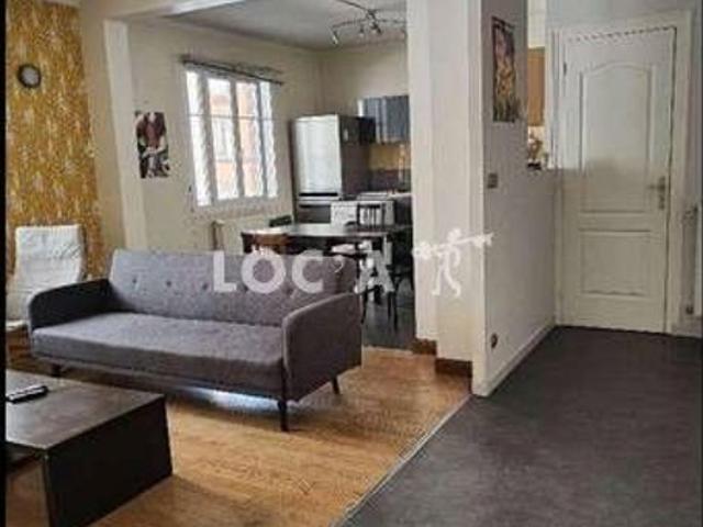 Location Studio 11 m² à Lyon 3 560 ¤ CC /mois