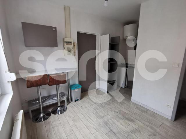 location studio 11 m² amiens 80000