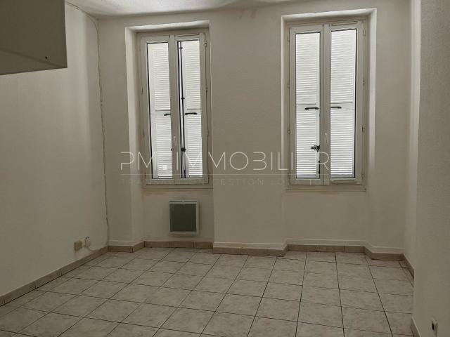Location STUDIO 13006