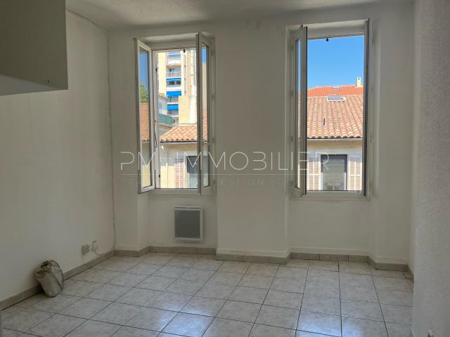Location STUDIO 13006