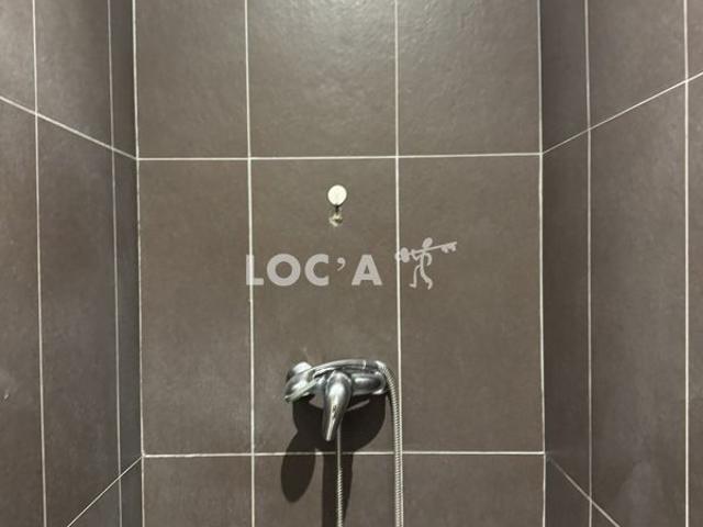 Location Studio 16 m² à Lyon 1 392 ¤ CC /mois