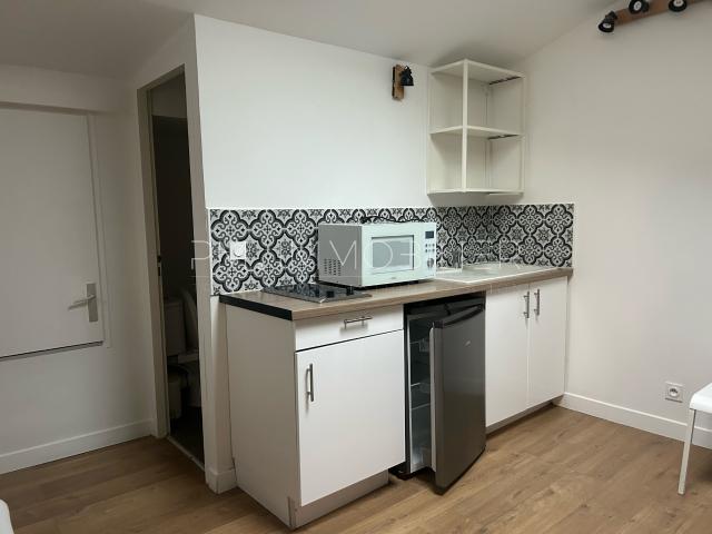Location STUDIO 16m2 Jules Moulet