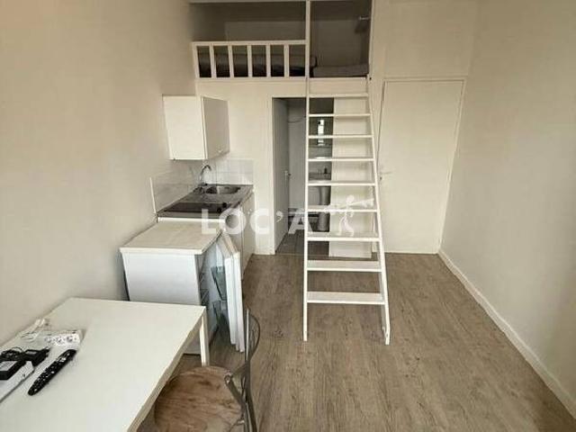 Location Studio 18 m² à Lyon 3 650 ¤ CC /mois