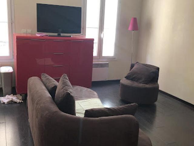 Location Studio 1 pièce 42 m2 Aix en Provence