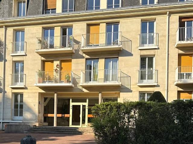 Location Studio 1 pièce 17 m2 Compiegne