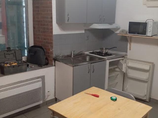 Location Studio 1 pièce 17 m2 Orange