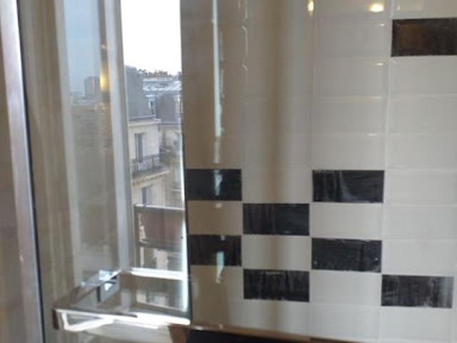 Location Studio 1 pièce 17 m2 Paris 18ème
