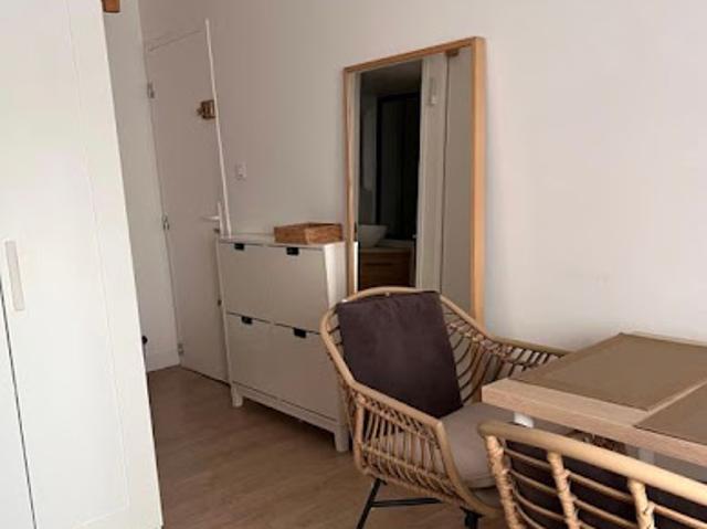 Location Studio 1 pièce 15 m2 Lyon 8ème