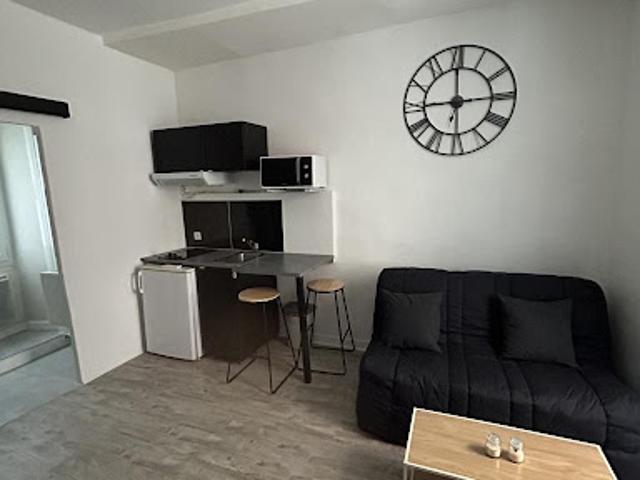 Location Studio 1 pièce 18 m2 Cahors