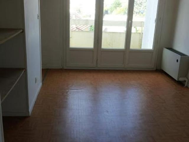 Location Studio 1 pièce 18 m2 Evreux