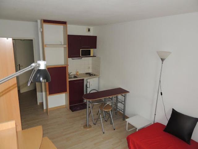 Location Studio 1 pièce 18 m2 Marseille 13ème