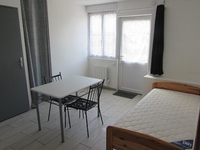 Location Studio 1 pièce 19 m2 Vern sur Seiche