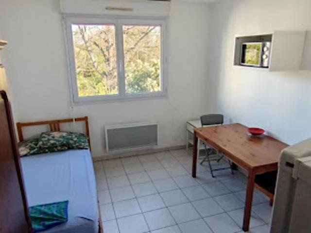 Location Studio 1 pièce 23 m2 Vitry sur Seine