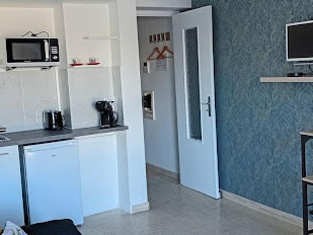 Location Studio 1 pièce 23 m2 Cannes la bocca