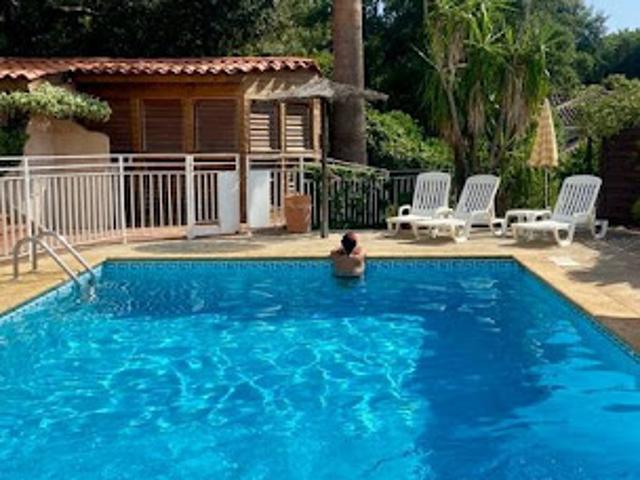 Location Studio 1 pièce 20 m2 Saint aygulf