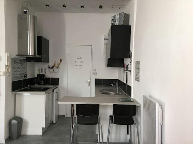 Location Studio 1 pièce 22 m2 Toulon