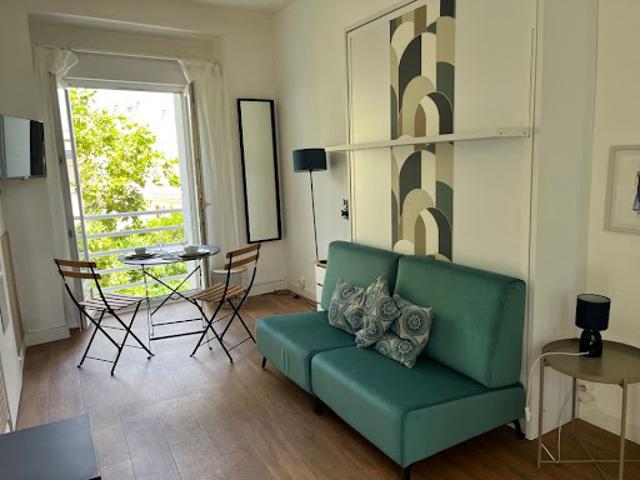 Location Studio 1 pièce 24 m2 Toulon