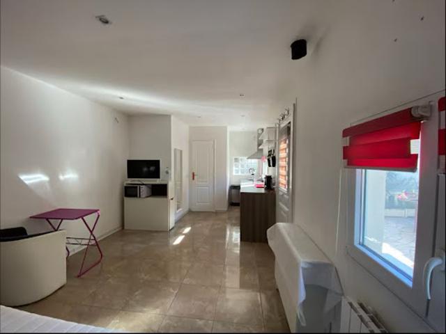 Location Studio 1 pièce 25 m2 Vitry sur Seine