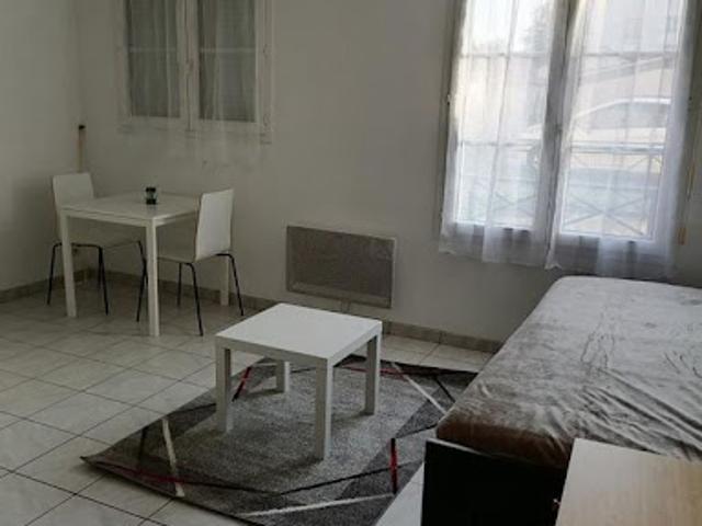 Location Studio 1 pièce 25 m2 Melun