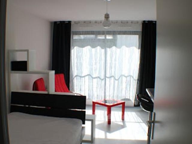 Location Studio 1 pièce 26 m2 Saint Brieuc