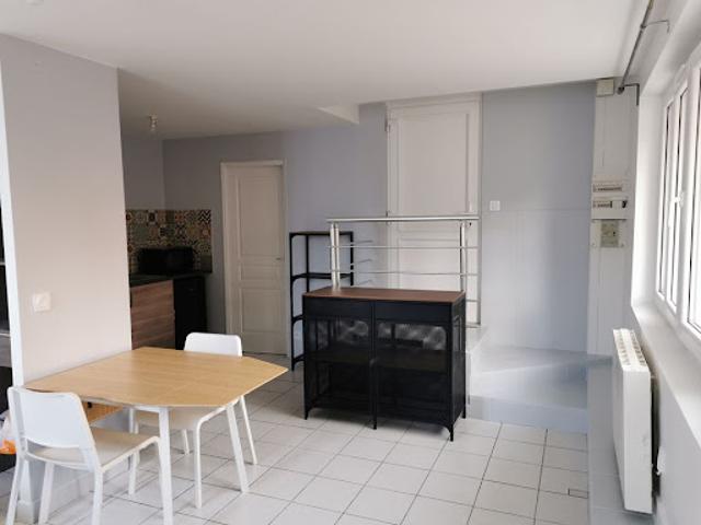 Location Studio 1 pièce 28 m2 Avon
