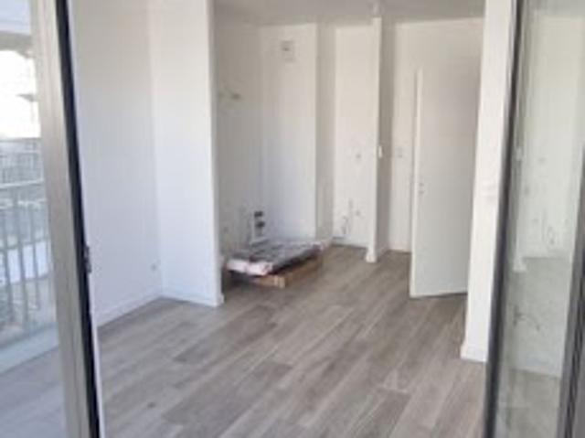 Location Studio 1 pièce 28 m2 Colombes