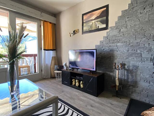Location Studio 1 pièce 28 m2 Gréolières