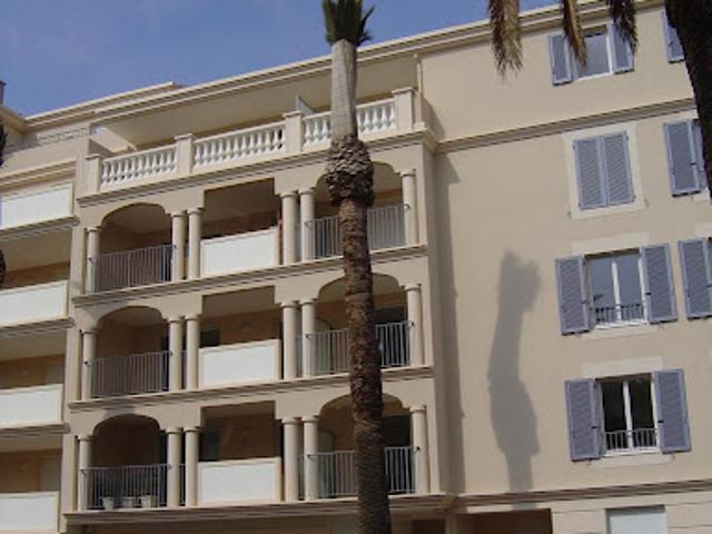 Location Studio 1 pièce 29 m2 Hyeres