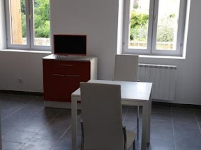 Location Studio 1 pièce 30 m2 Orange