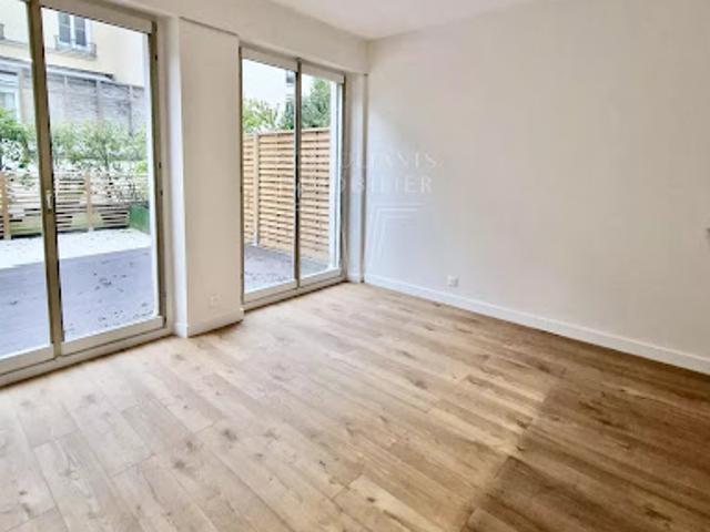 Location Studio 1 pièce 30 m2 Paris 3ème