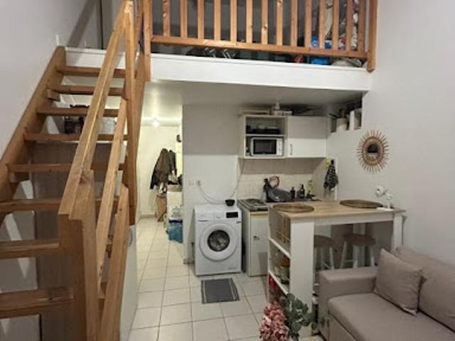 Location Studio 1 pièce 32 m2 Vitry sur Seine