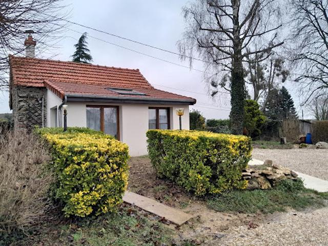 Location Studio 1 pièce 35 m2 Jouy sur Morin