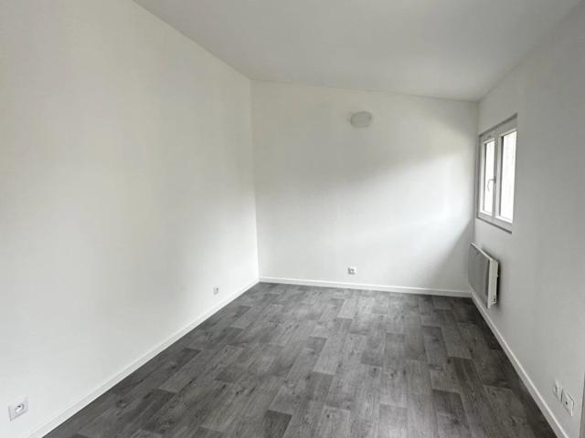 Location Studio 1 pièces 16 m2 à Lamorlaye
