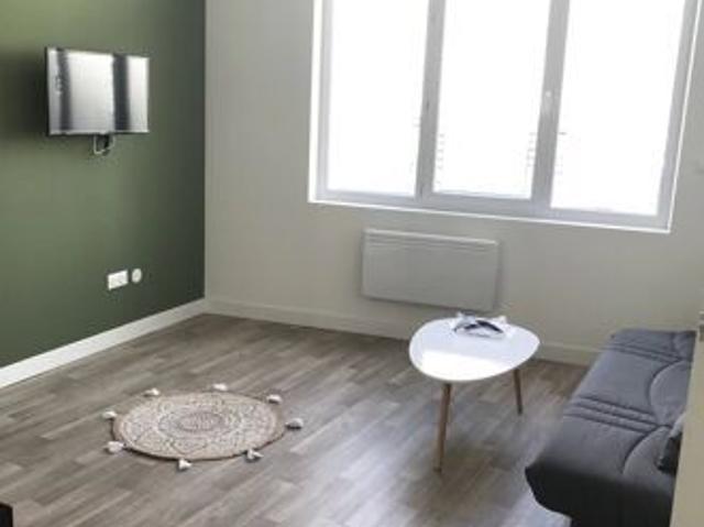 Location Studio 1 pièces 20 m2 à Saint Quentin