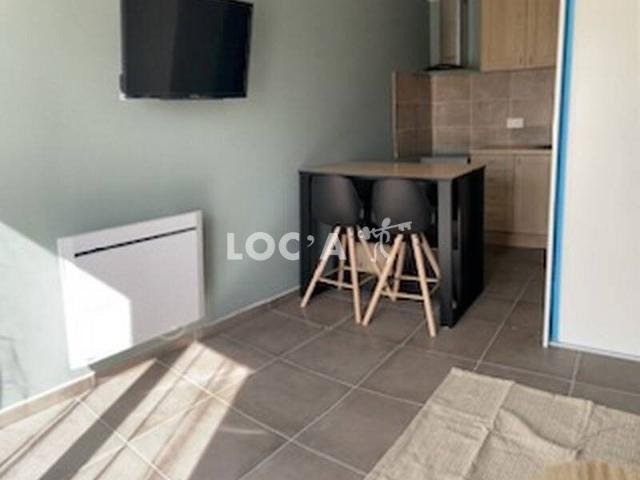 Location Studio 22 m² à Saint Fons 590 ¤ CC /mois