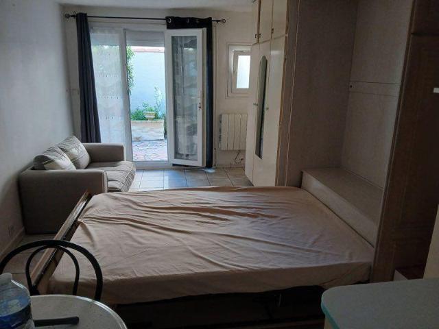 LOCATION STUDIO 23 m2 MEUBLÉ