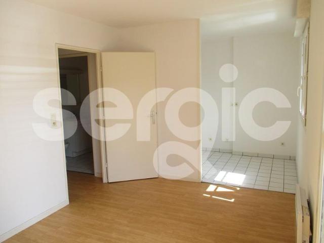 location studio 23 m² lille 59000