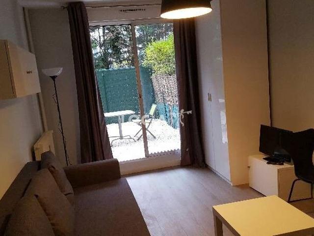 Location Studio 24 m² à Villeurbanne 690 ¤ CC /mois